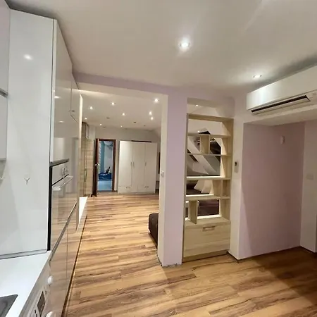 Кондо Apartment *